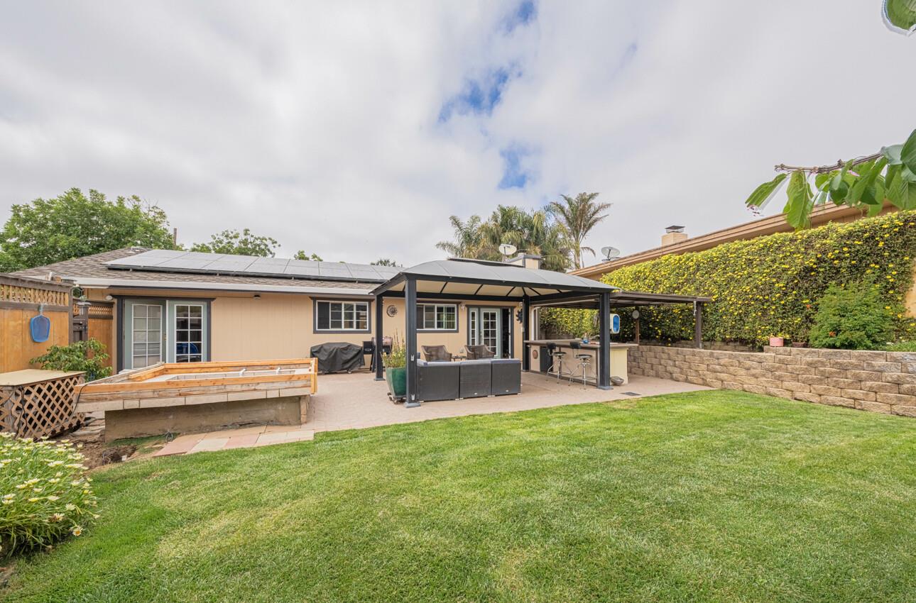 Detail Gallery Image 9 of 34 For 260 Paul Ave, Salinas,  CA 93906 - 3 Beds | 2 Baths