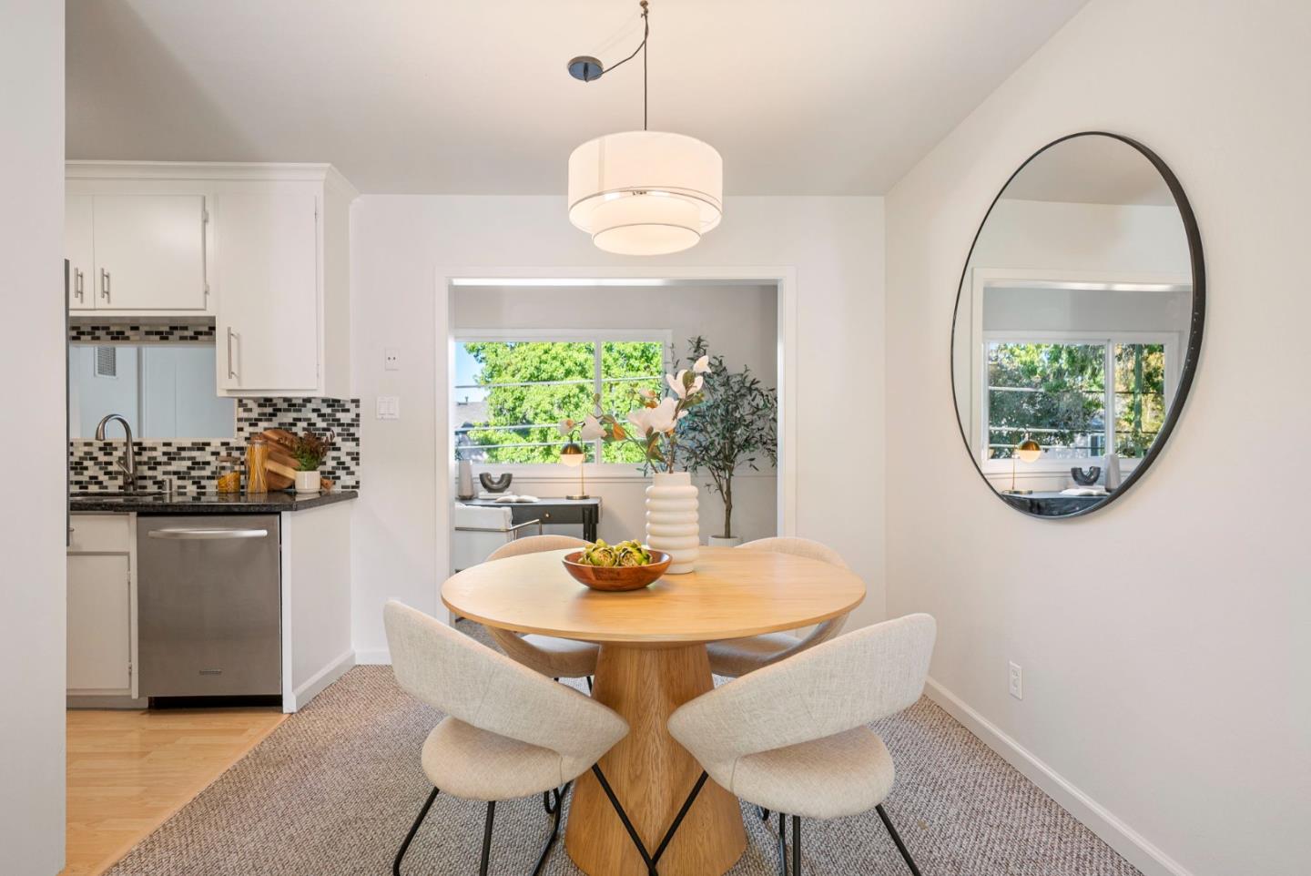 Detail Gallery Image 10 of 41 For 1335 Phelps Ave #8,  San Jose,  CA 95117 - 2 Beds | 1 Baths