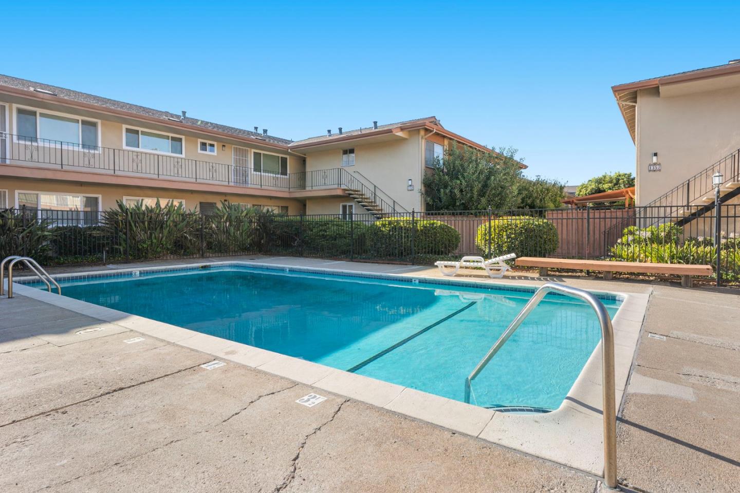 Detail Gallery Image 25 of 41 For 1335 Phelps Ave #8,  San Jose,  CA 95117 - 2 Beds | 1 Baths