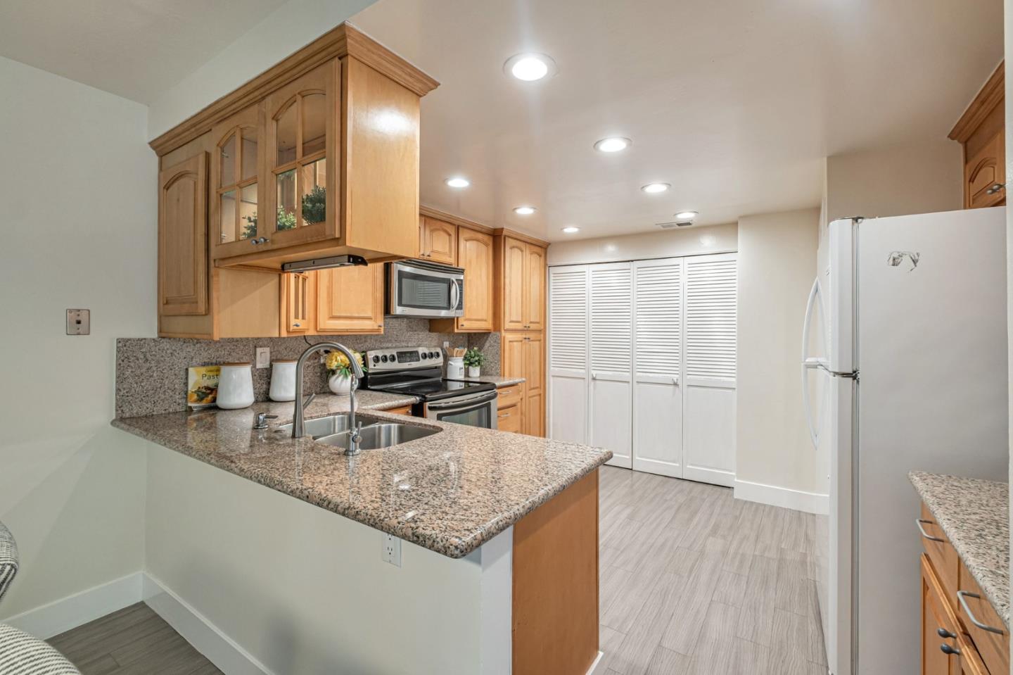 Detail Gallery Image 12 of 40 For 39623 Buena Vista Ter, Fremont,  CA 94538 - 3 Beds | 2/1 Baths