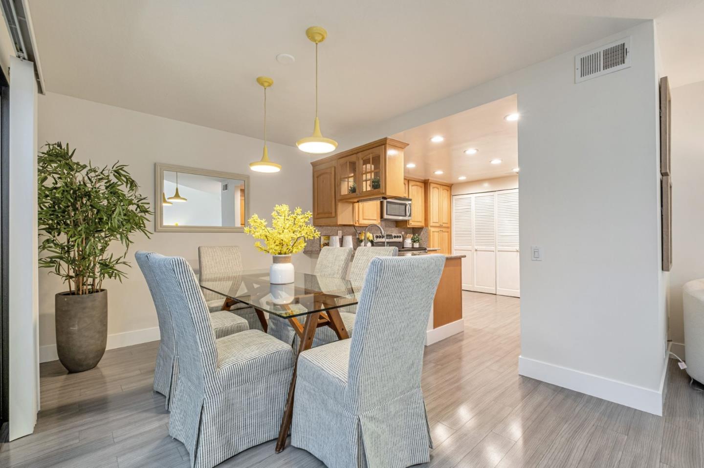 Detail Gallery Image 14 of 40 For 39623 Buena Vista Ter, Fremont,  CA 94538 - 3 Beds | 2/1 Baths