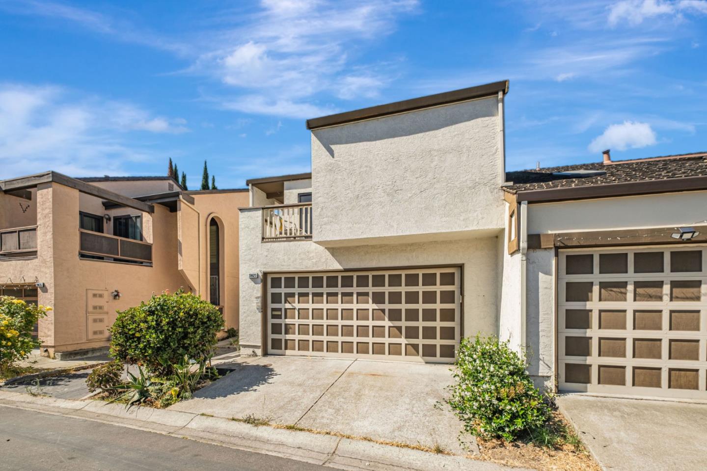 Detail Gallery Image 2 of 40 For 39623 Buena Vista Ter, Fremont,  CA 94538 - 3 Beds | 2/1 Baths