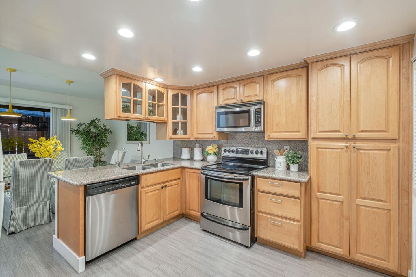 Detail Gallery Image 9 of 40 For 39623 Buena Vista Ter, Fremont,  CA 94538 - 3 Beds | 2/1 Baths