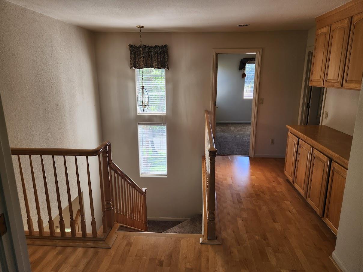 Detail Gallery Image 12 of 21 For 21940 Hearthwood Ct, Salinas,  CA 93908 - 3 Beds | 2/1 Baths