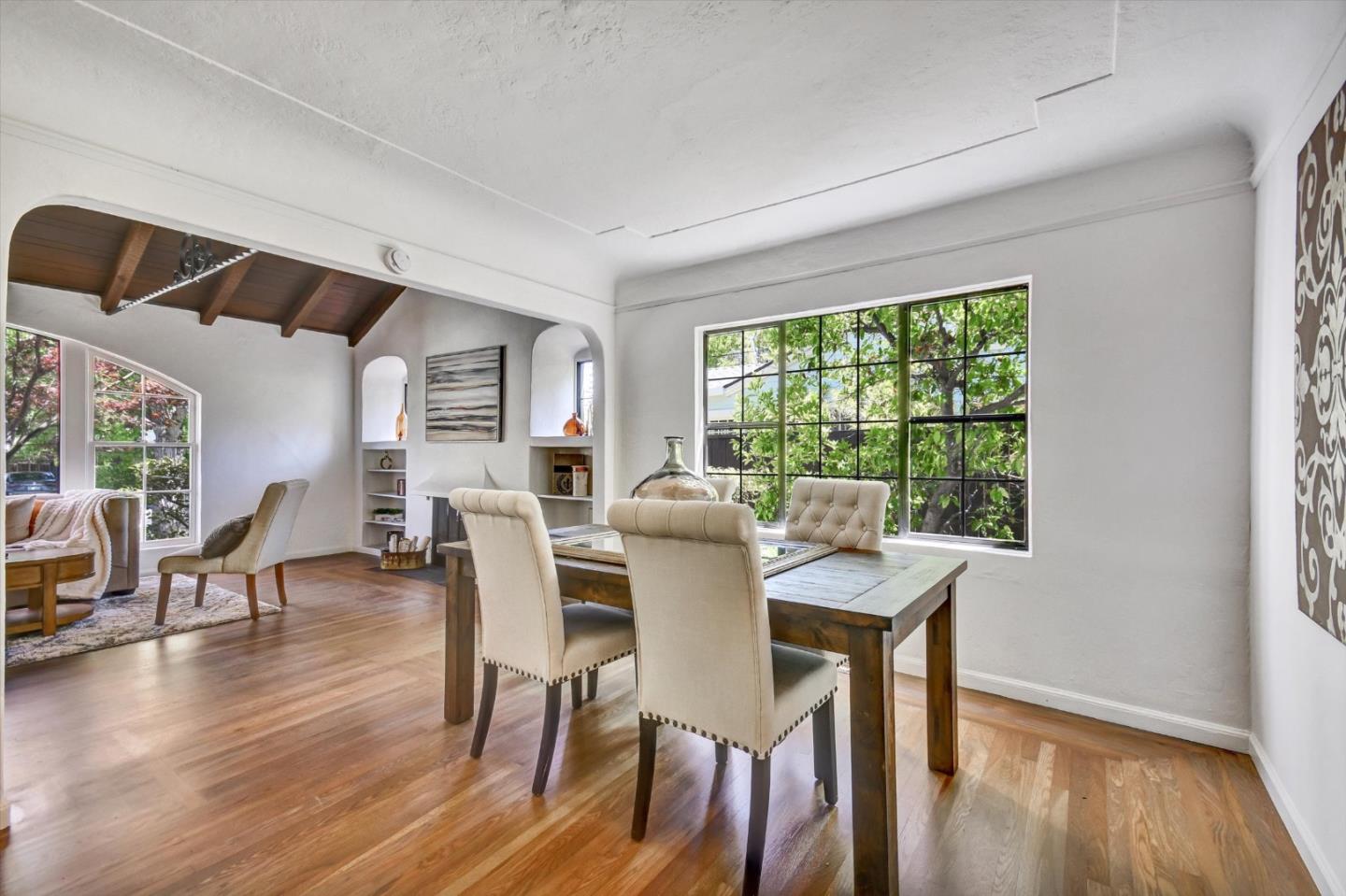 Detail Gallery Image 12 of 47 For 2268 Oberlin St, Palo Alto,  CA 94306 - 3 Beds | 2 Baths