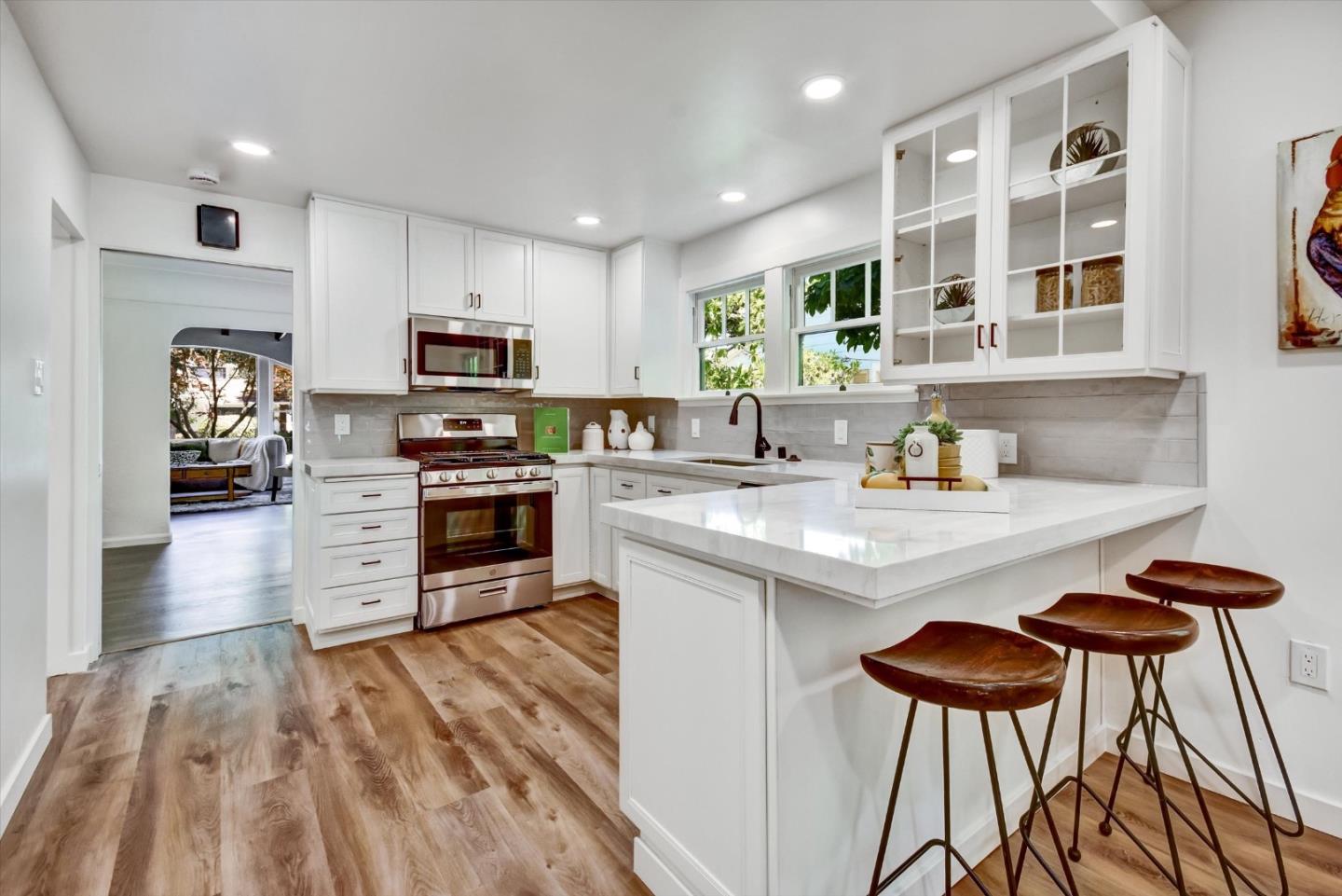 Detail Gallery Image 15 of 47 For 2268 Oberlin St, Palo Alto,  CA 94306 - 3 Beds | 2 Baths