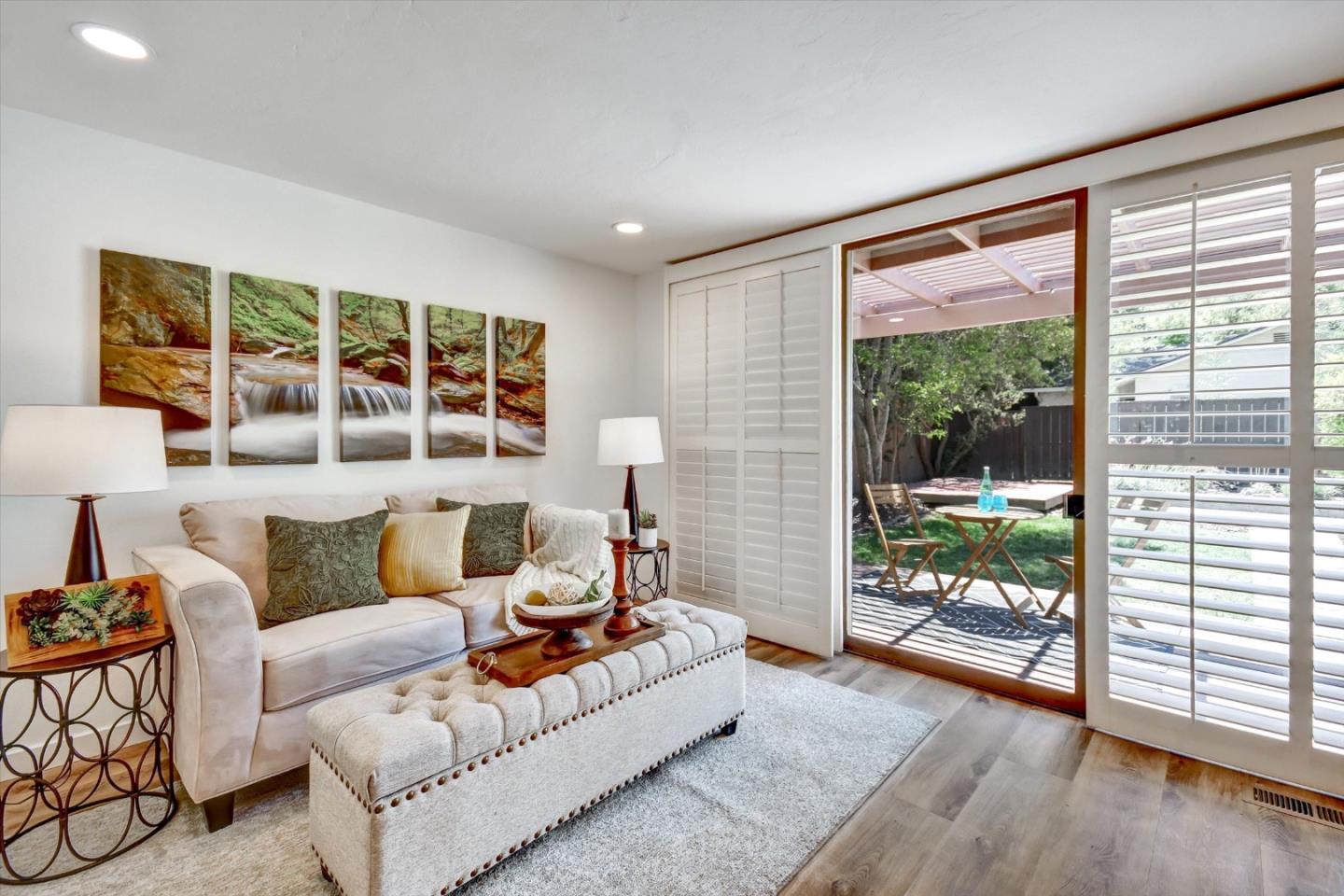 Detail Gallery Image 17 of 47 For 2268 Oberlin St, Palo Alto,  CA 94306 - 3 Beds | 2 Baths