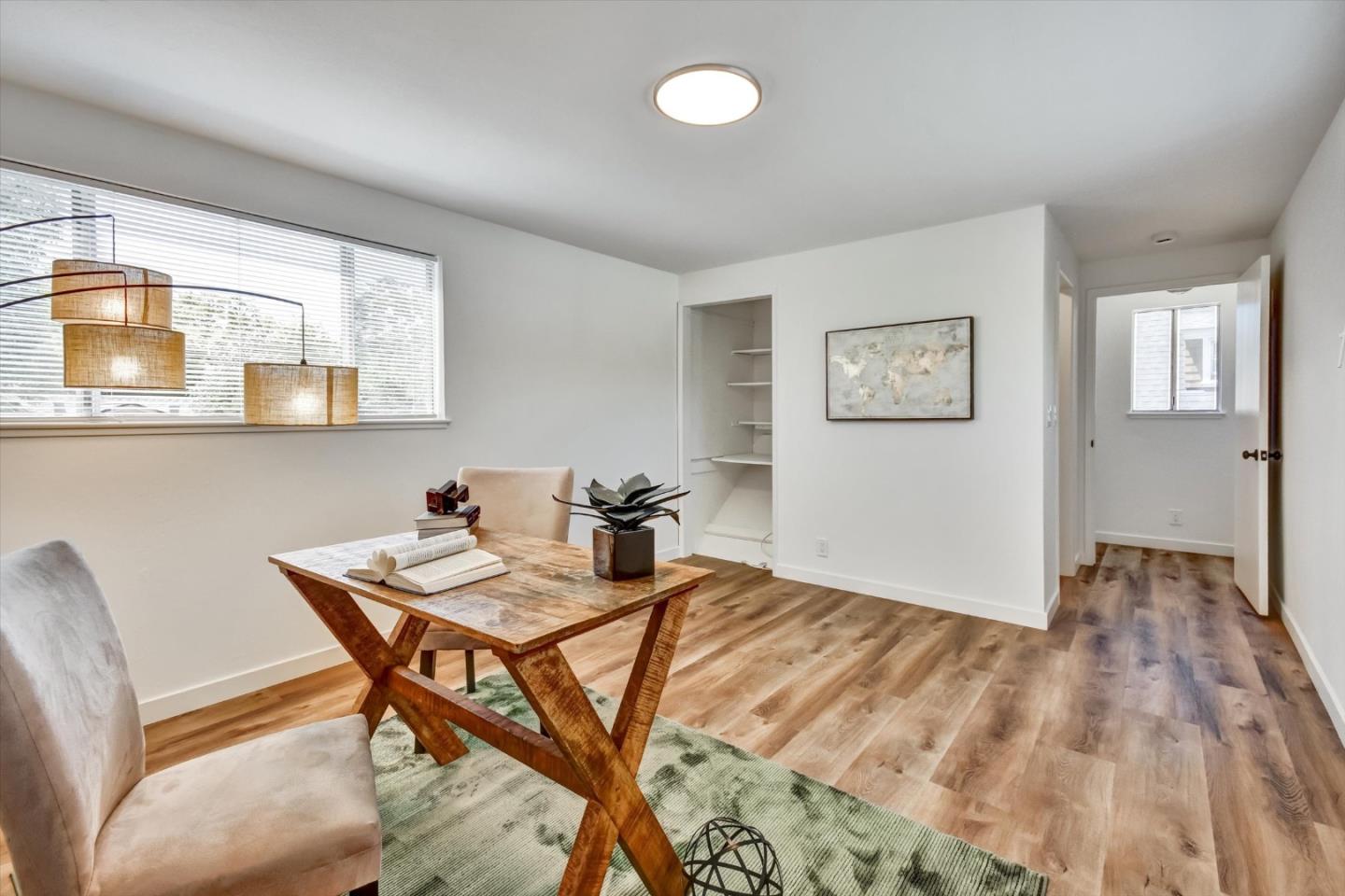 Detail Gallery Image 31 of 47 For 2268 Oberlin St, Palo Alto,  CA 94306 - 3 Beds | 2 Baths