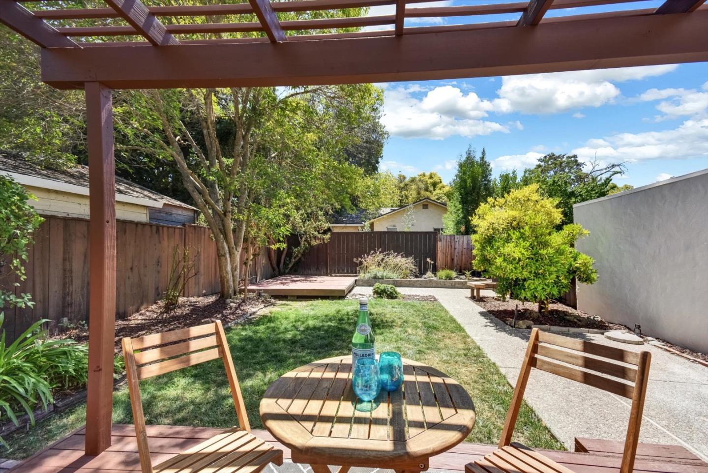 Detail Gallery Image 37 of 47 For 2268 Oberlin St, Palo Alto,  CA 94306 - 3 Beds | 2 Baths