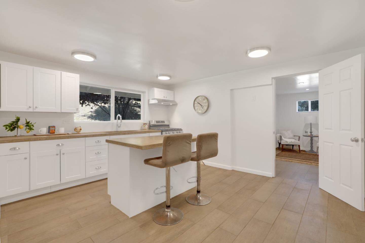 Detail Gallery Image 22 of 31 For 19235 Cachagua Rd, Carmel Valley,  CA 93924 - 3 Beds | 2 Baths