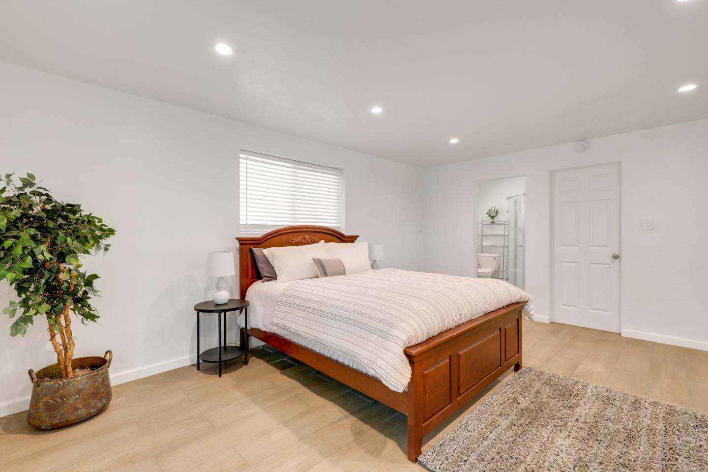 Detail Gallery Image 25 of 31 For 19235 Cachagua Rd, Carmel Valley,  CA 93924 - 3 Beds | 2 Baths