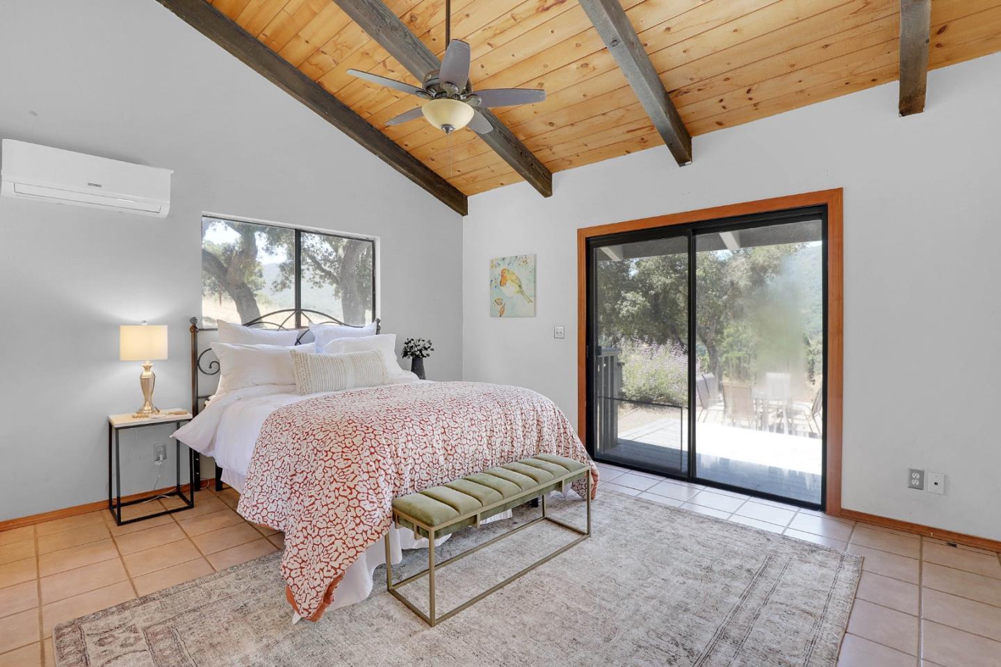 Detail Gallery Image 8 of 31 For 19235 Cachagua Rd, Carmel Valley,  CA 93924 - 3 Beds | 2 Baths