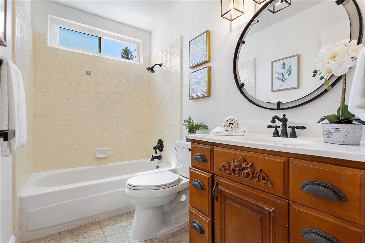 Detail Gallery Image 14 of 27 For 5993 Lean Ave, San Jose,  CA 95123 - 3 Beds | 2 Baths