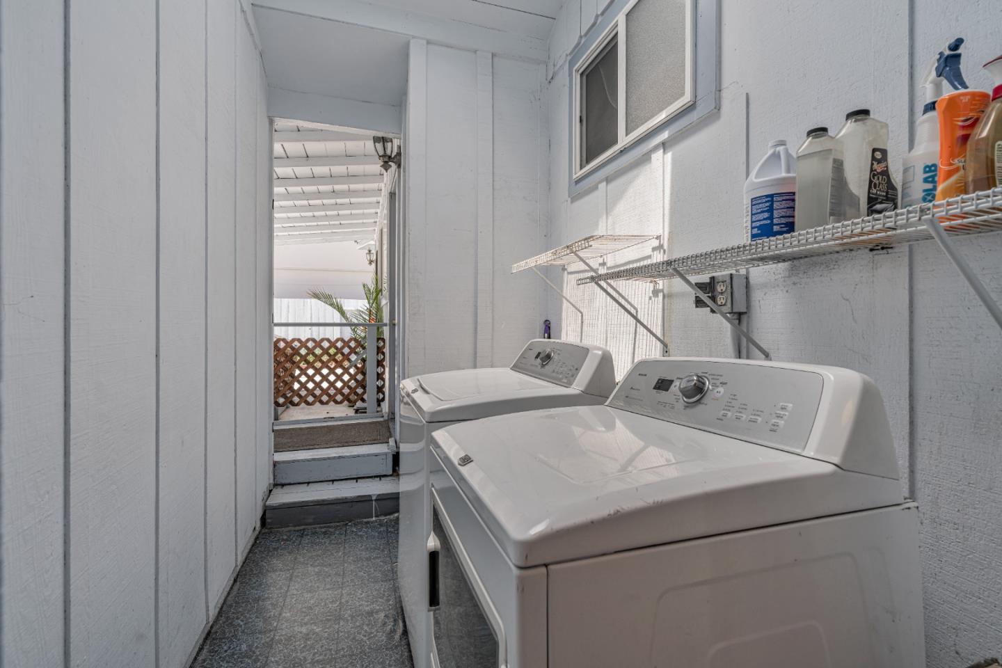 Detail Gallery Image 24 of 36 For 130 Cypress St, Redwood City,  CA 94061 - 3 Beds | 2 Baths