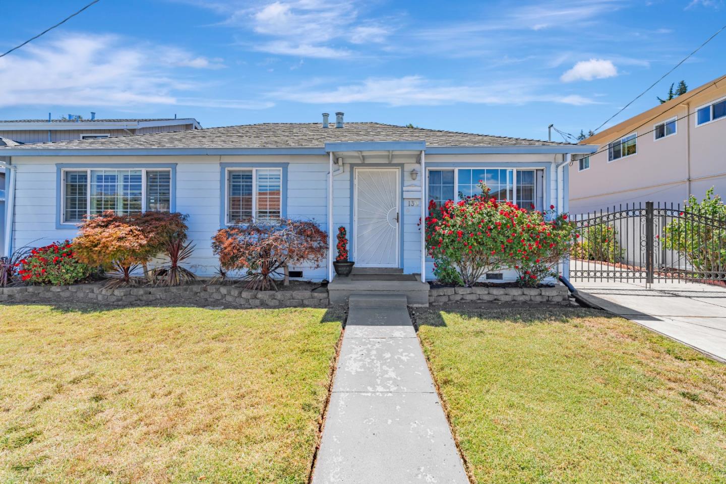 Detail Gallery Image 35 of 36 For 130 Cypress St, Redwood City,  CA 94061 - 3 Beds | 2 Baths
