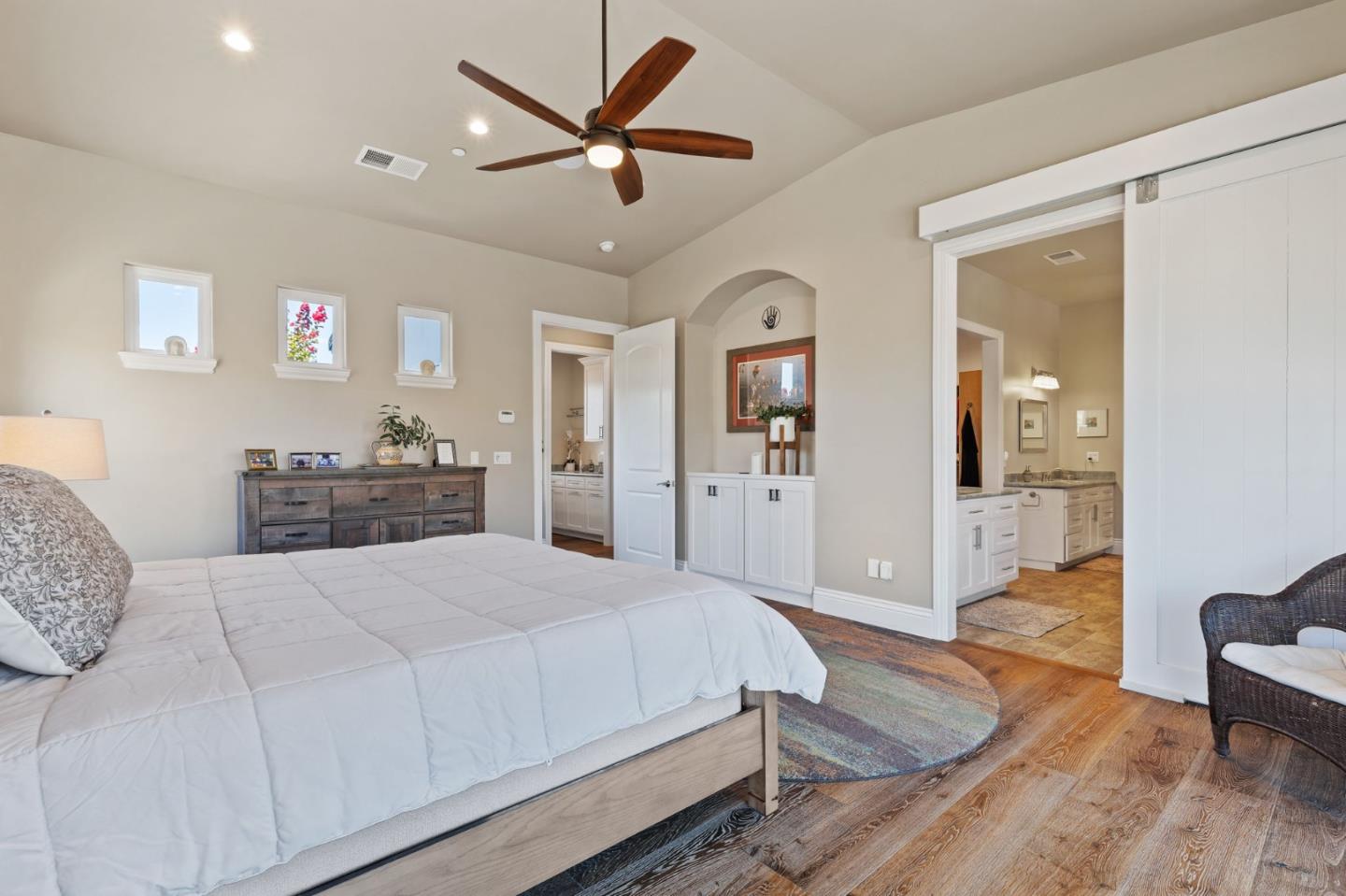Detail Gallery Image 26 of 60 For 7251 Diablo Hills Rd, Tres Pinos,  CA 95075 - 4 Beds | 2/1 Baths