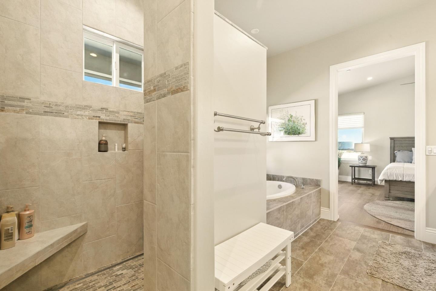 Detail Gallery Image 28 of 60 For 7251 Diablo Hills Rd, Tres Pinos,  CA 95075 - 4 Beds | 2/1 Baths