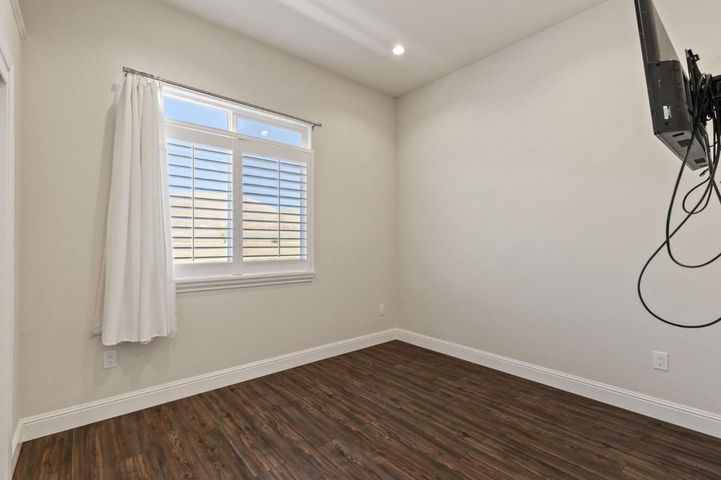 Detail Gallery Image 38 of 60 For 7251 Diablo Hills Rd, Tres Pinos,  CA 95075 - 4 Beds | 2/1 Baths