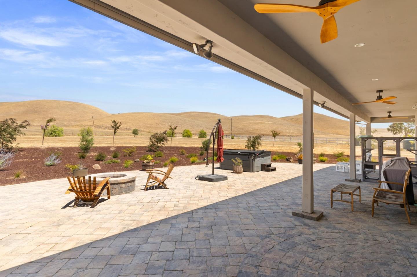 Detail Gallery Image 39 of 60 For 7251 Diablo Hills Rd, Tres Pinos,  CA 95075 - 4 Beds | 2/1 Baths