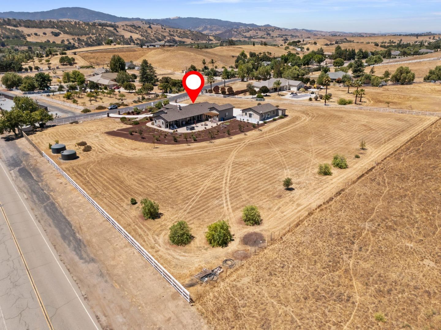 Detail Gallery Image 50 of 60 For 7251 Diablo Hills Rd, Tres Pinos,  CA 95075 - 4 Beds | 2/1 Baths