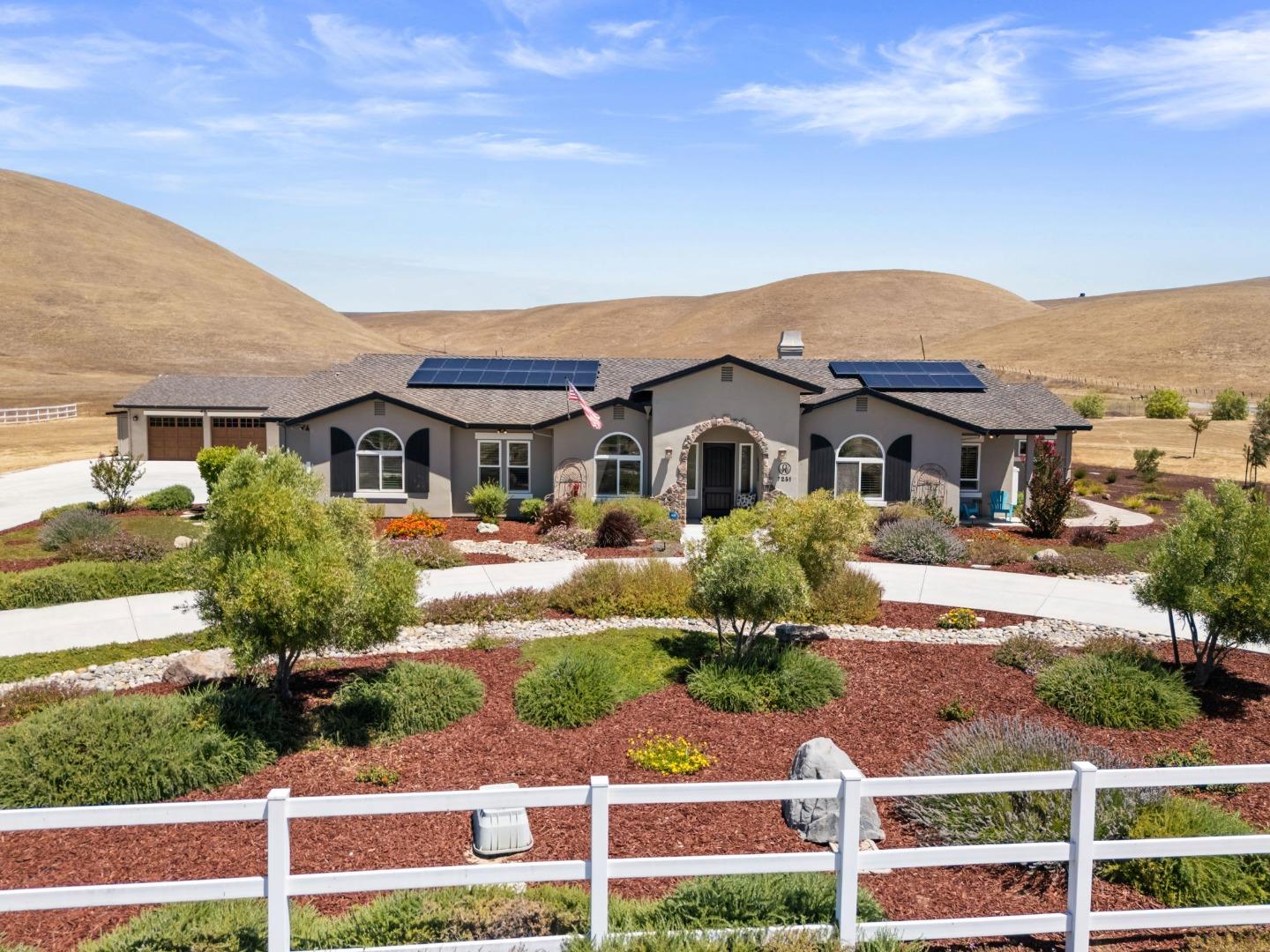 Detail Gallery Image 54 of 60 For 7251 Diablo Hills Rd, Tres Pinos,  CA 95075 - 4 Beds | 2/1 Baths