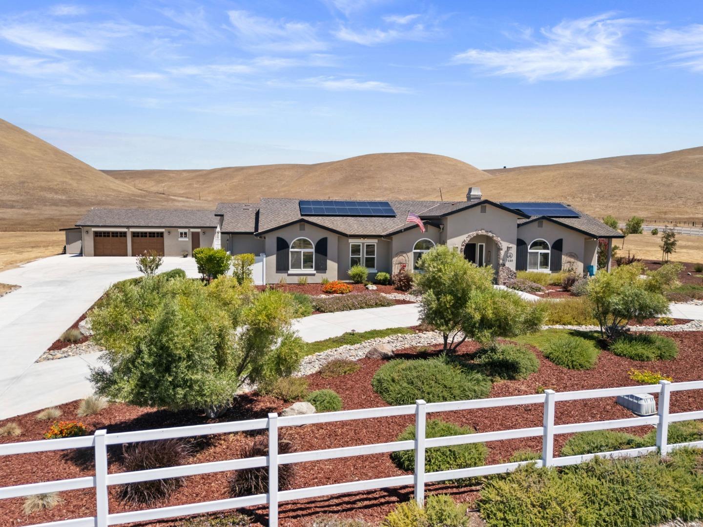 Detail Gallery Image 55 of 60 For 7251 Diablo Hills Rd, Tres Pinos,  CA 95075 - 4 Beds | 2/1 Baths