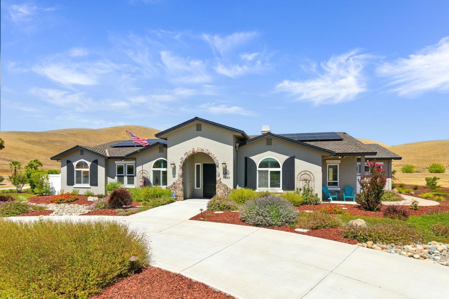 Detail Gallery Image 59 of 60 For 7251 Diablo Hills Rd, Tres Pinos,  CA 95075 - 4 Beds | 2/1 Baths
