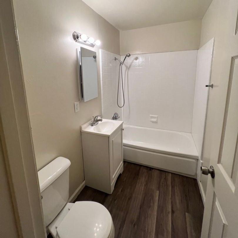 Detail Gallery Image 5 of 10 For 5366 Saint Mark Ave, Newark,  CA 94560 - – Beds | – Baths