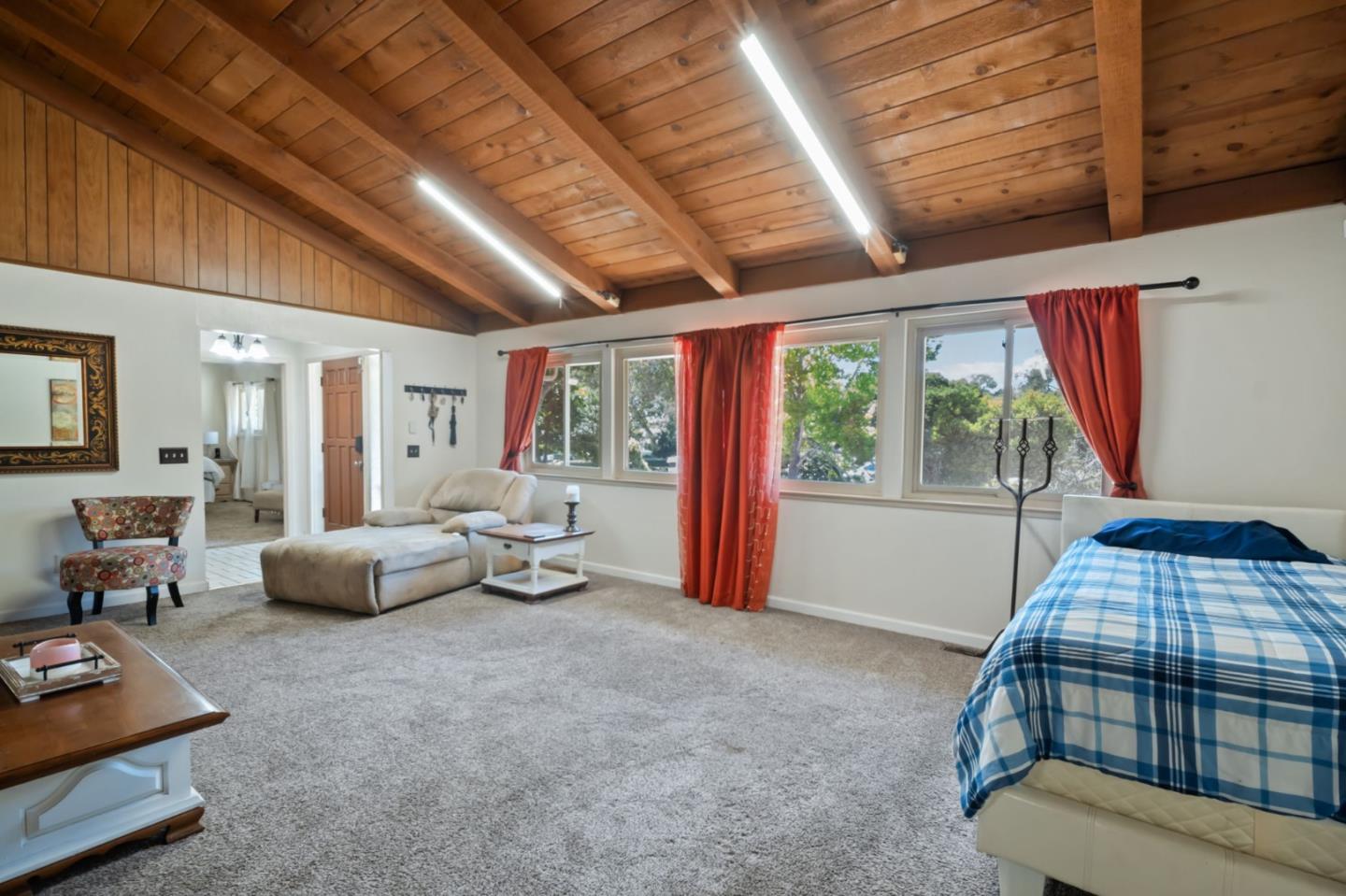 Detail Gallery Image 10 of 39 For 11745 Tam Oshanter Dr, Salinas,  CA 93906 - 3 Beds | 2 Baths