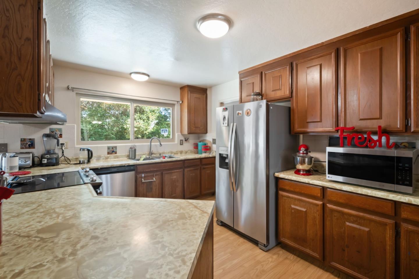 Detail Gallery Image 18 of 39 For 11745 Tam Oshanter Dr, Salinas,  CA 93906 - 3 Beds | 2 Baths
