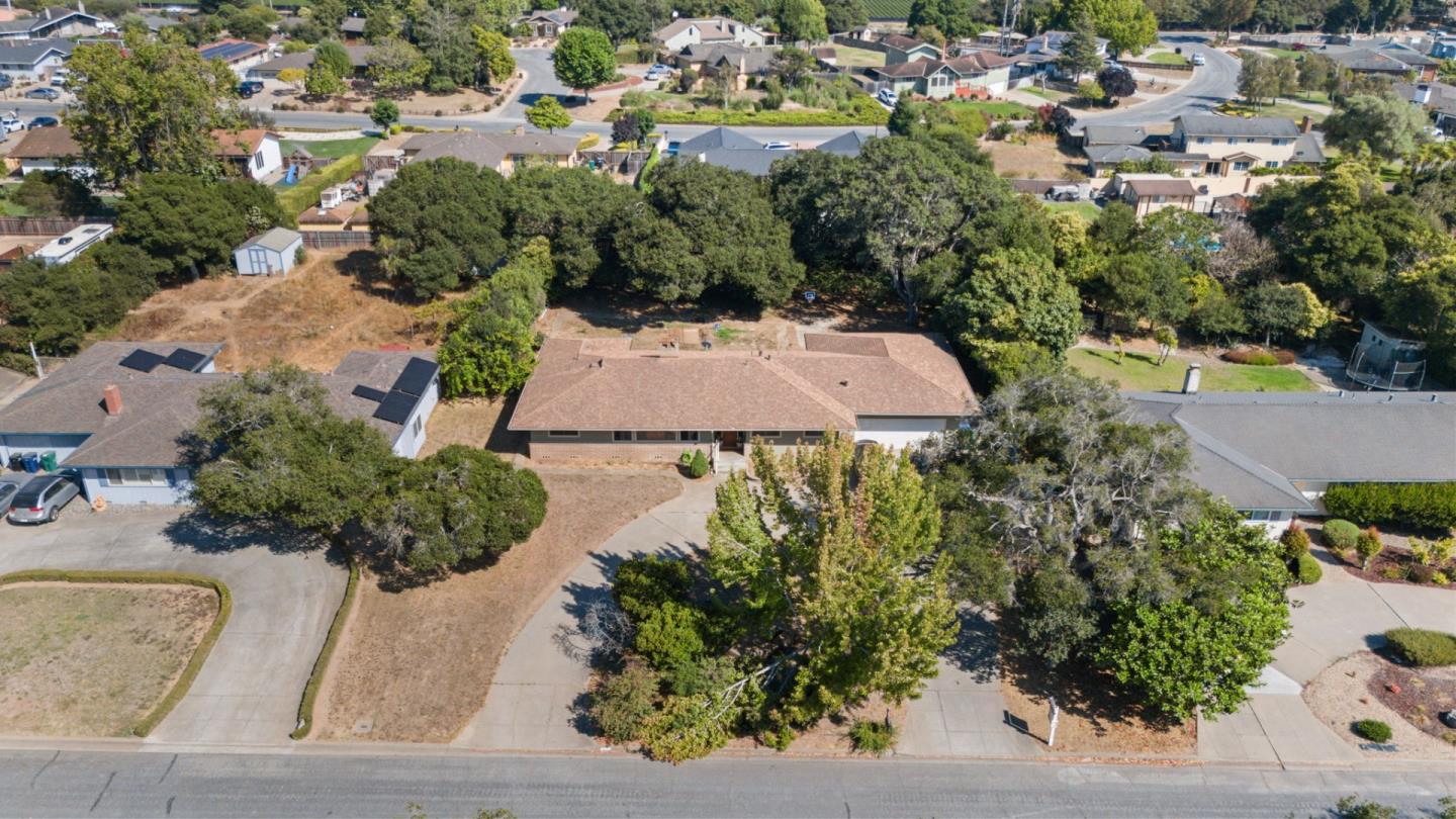 Detail Gallery Image 30 of 39 For 11745 Tam Oshanter Dr, Salinas,  CA 93906 - 3 Beds | 2 Baths