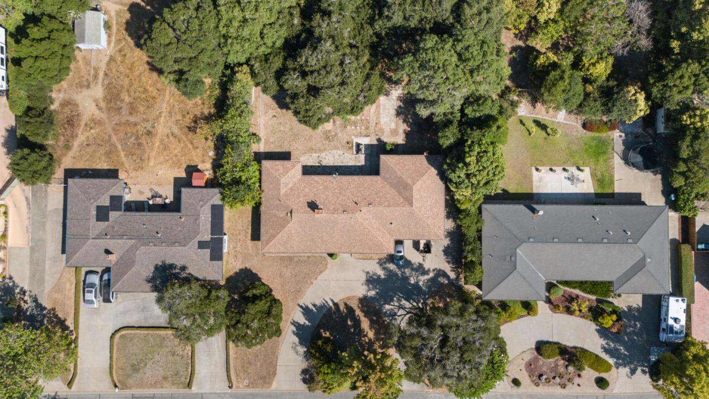 Detail Gallery Image 35 of 39 For 11745 Tam Oshanter Dr, Salinas,  CA 93906 - 3 Beds | 2 Baths