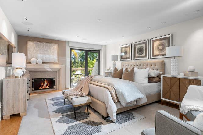 Detail Gallery Image 16 of 39 For 131 El Pinar, Los Gatos,  CA 95032 - 3 Beds | 2/1 Baths