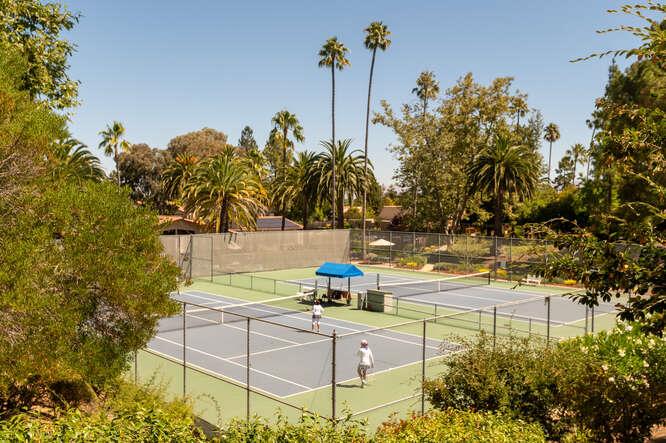 Detail Gallery Image 34 of 39 For 131 El Pinar, Los Gatos,  CA 95032 - 3 Beds | 2/1 Baths
