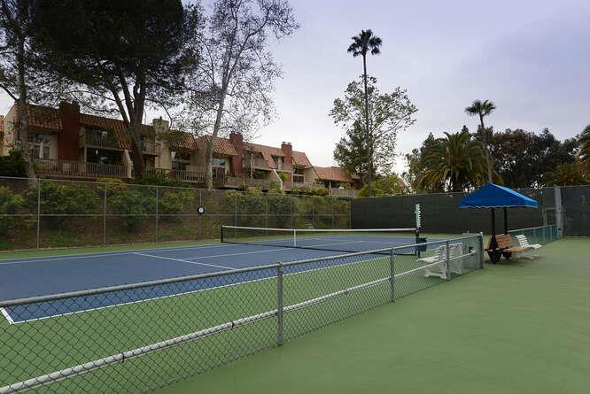 Detail Gallery Image 37 of 39 For 131 El Pinar, Los Gatos,  CA 95032 - 3 Beds | 2/1 Baths