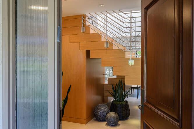 Detail Gallery Image 4 of 39 For 131 El Pinar, Los Gatos,  CA 95032 - 3 Beds | 2/1 Baths