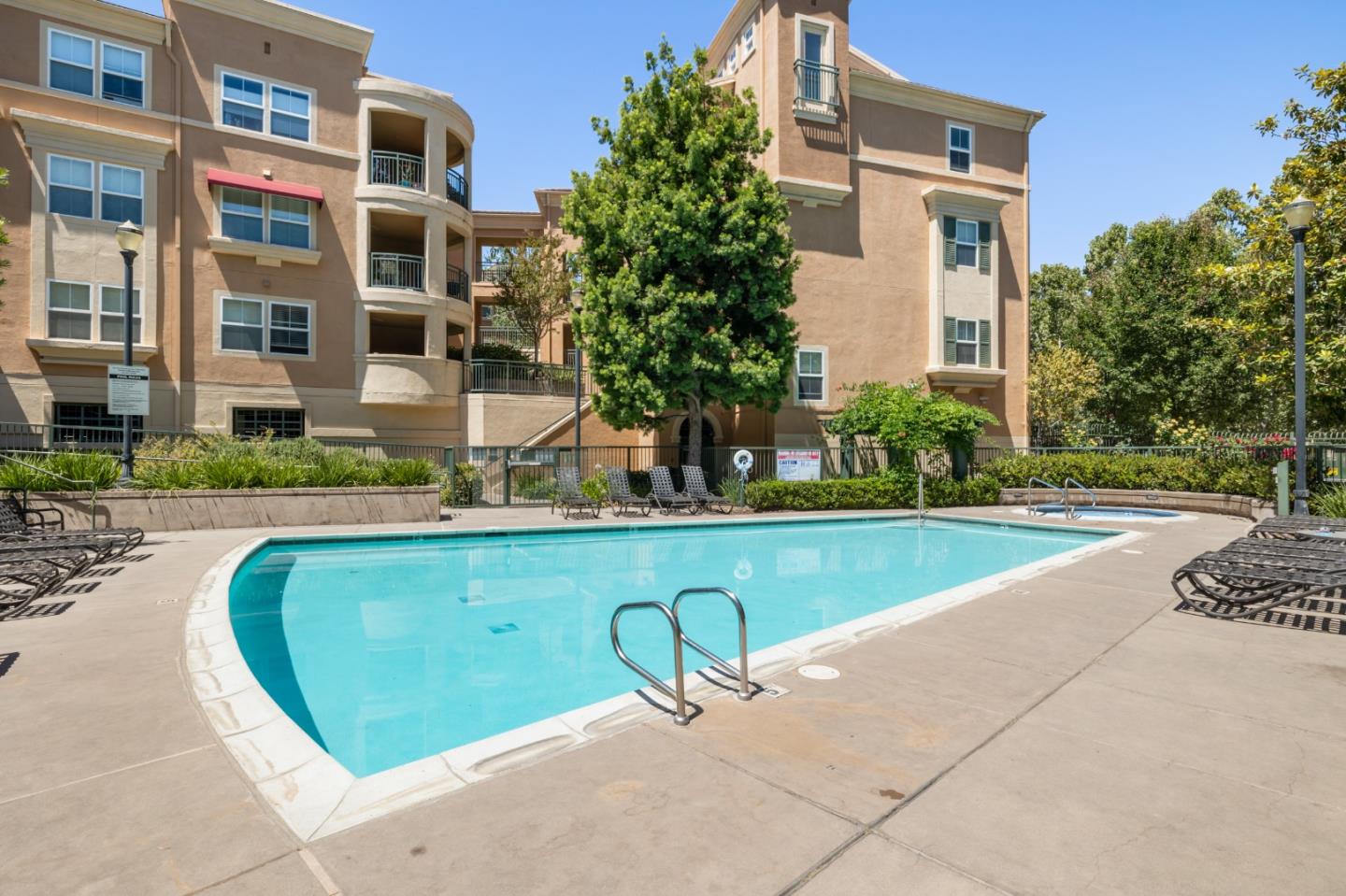 Detail Gallery Image 22 of 37 For 1310 Saddle Rack St #343,  San Jose,  CA 95126 - 2 Beds | 2 Baths