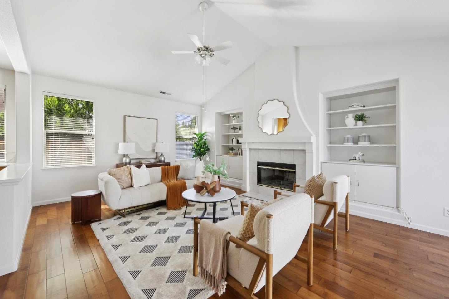 Detail Gallery Image 14 of 69 For 2681 Sycamore Grove Pl, San Jose,  CA 95121 - 3 Beds | 2/1 Baths