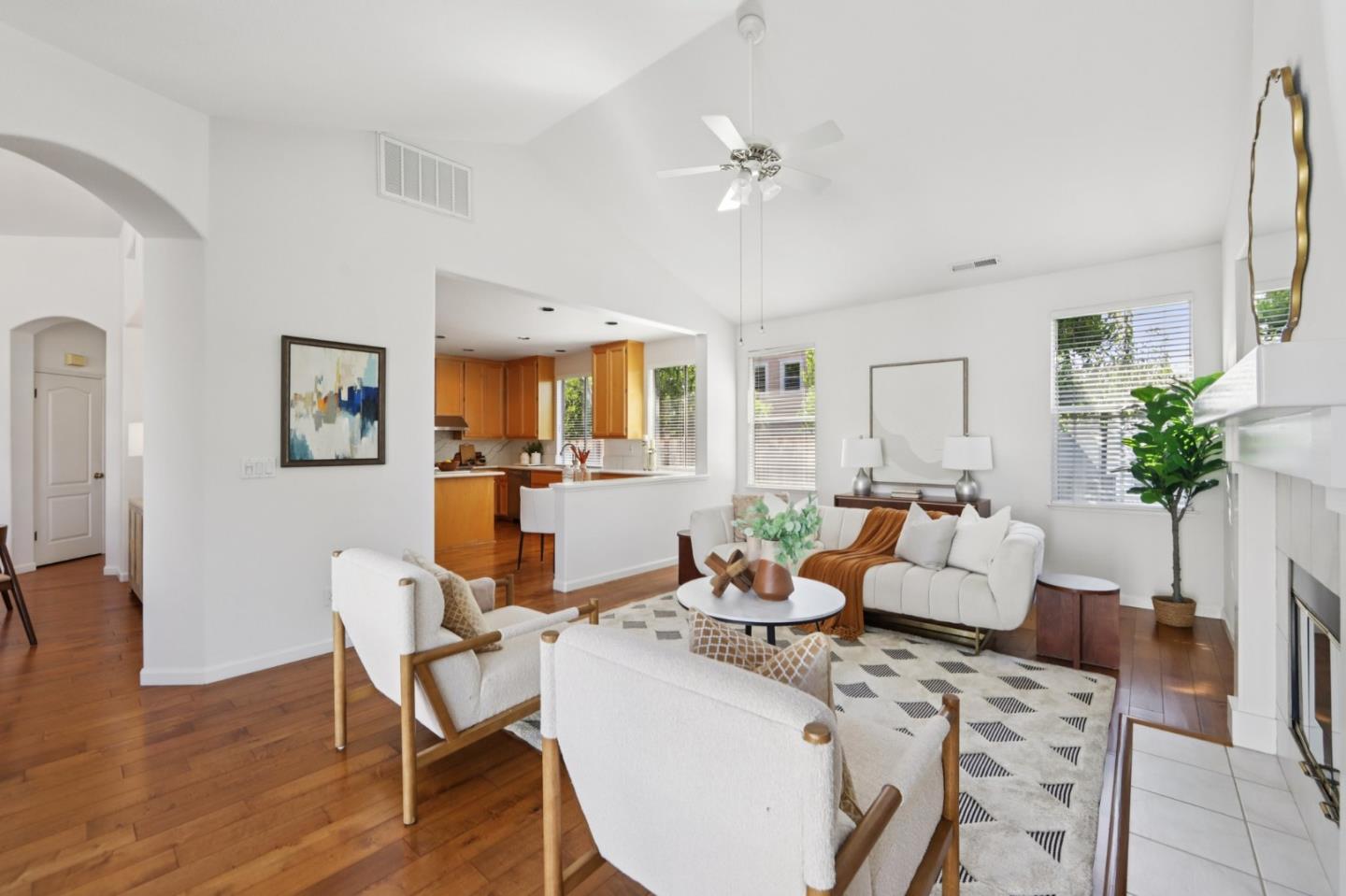 Detail Gallery Image 17 of 69 For 2681 Sycamore Grove Pl, San Jose,  CA 95121 - 3 Beds | 2/1 Baths