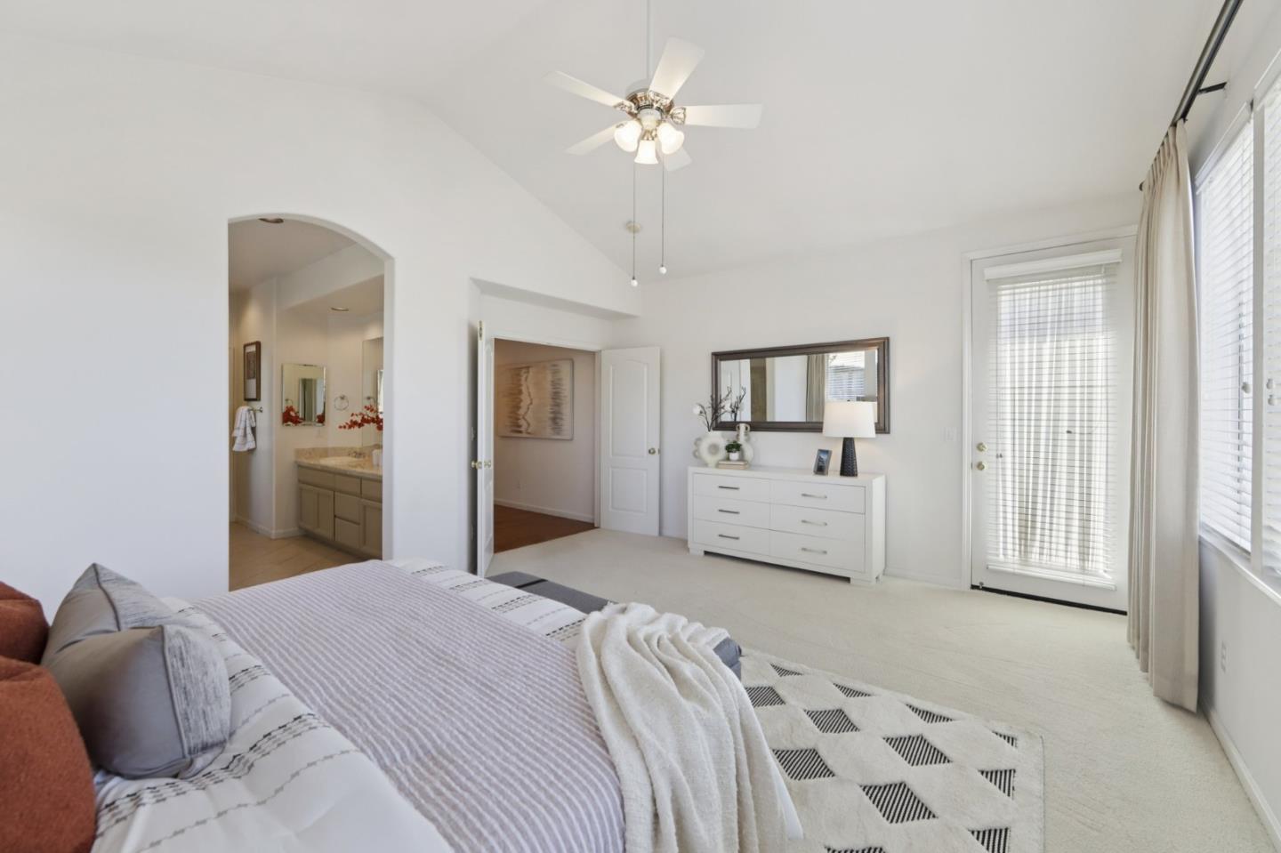 Detail Gallery Image 25 of 69 For 2681 Sycamore Grove Pl, San Jose,  CA 95121 - 3 Beds | 2/1 Baths
