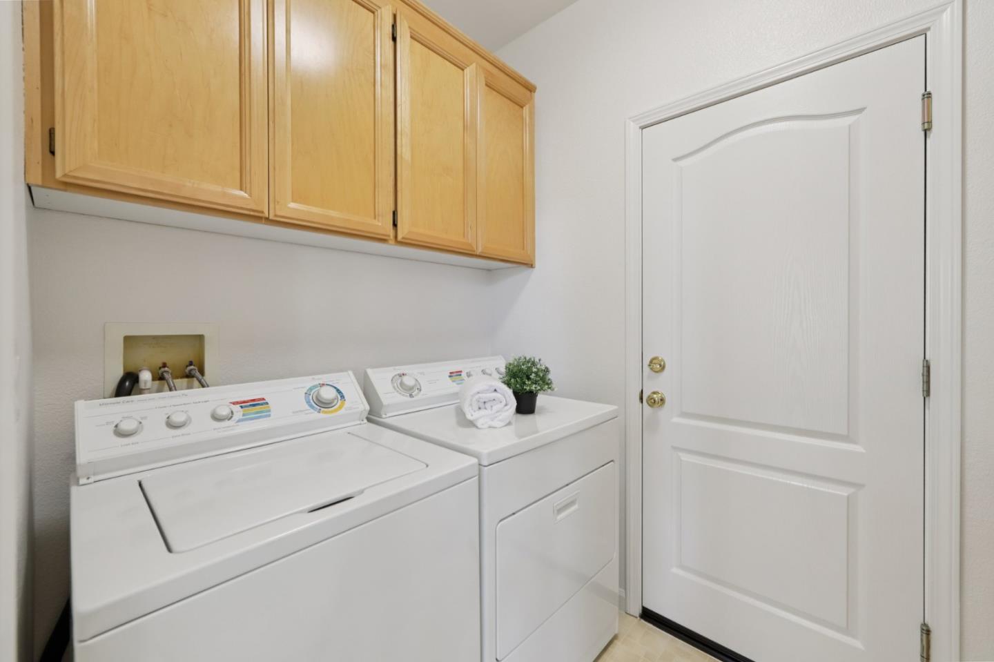 Detail Gallery Image 37 of 69 For 2681 Sycamore Grove Pl, San Jose,  CA 95121 - 3 Beds | 2/1 Baths