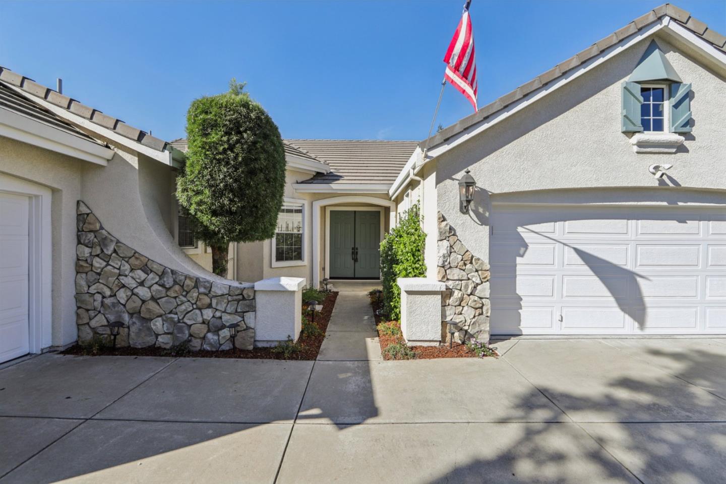Detail Gallery Image 41 of 69 For 2681 Sycamore Grove Pl, San Jose,  CA 95121 - 3 Beds | 2/1 Baths