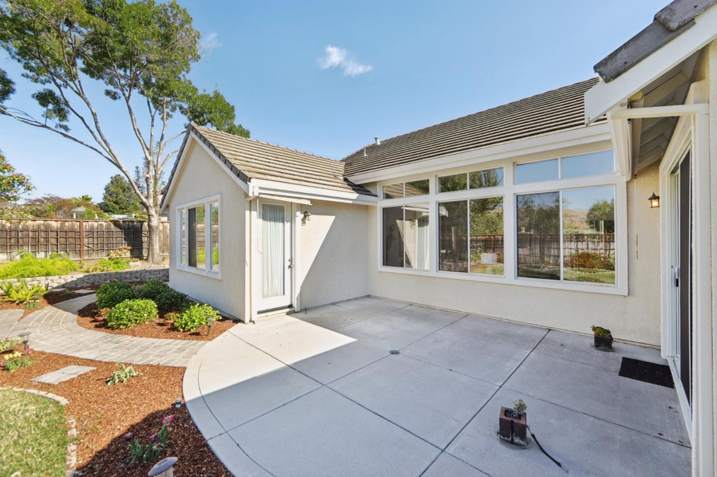 Detail Gallery Image 42 of 69 For 2681 Sycamore Grove Pl, San Jose,  CA 95121 - 3 Beds | 2/1 Baths
