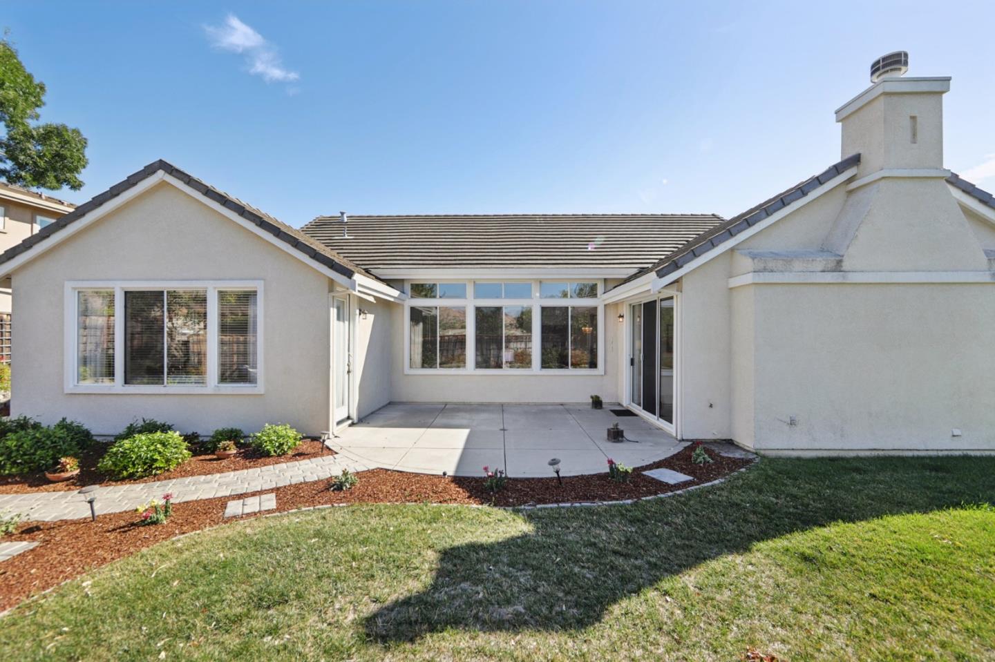 Detail Gallery Image 45 of 69 For 2681 Sycamore Grove Pl, San Jose,  CA 95121 - 3 Beds | 2/1 Baths