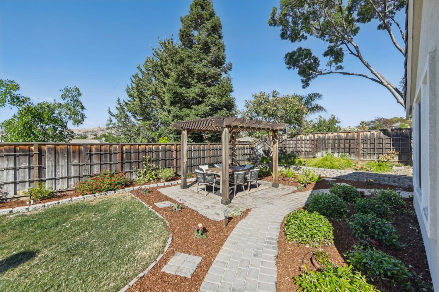 Detail Gallery Image 49 of 69 For 2681 Sycamore Grove Pl, San Jose,  CA 95121 - 3 Beds | 2/1 Baths