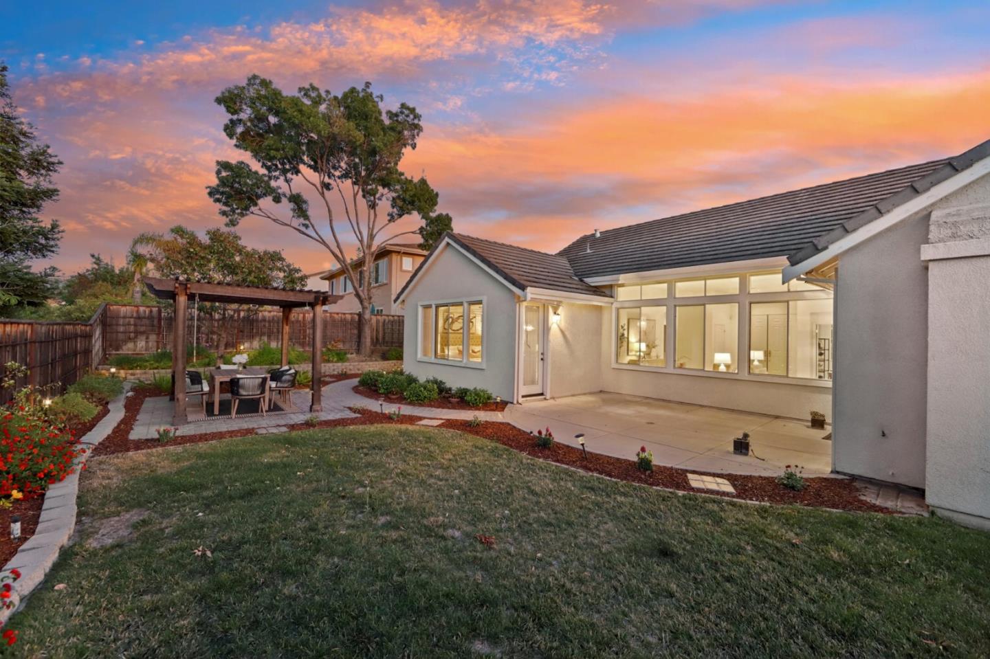 Detail Gallery Image 59 of 69 For 2681 Sycamore Grove Pl, San Jose,  CA 95121 - 3 Beds | 2/1 Baths