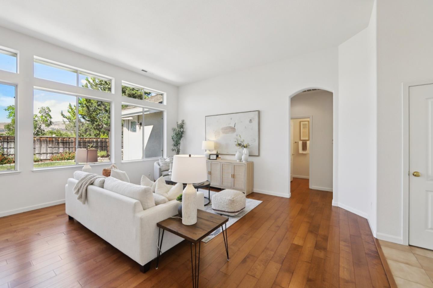 Detail Gallery Image 6 of 69 For 2681 Sycamore Grove Pl, San Jose,  CA 95121 - 3 Beds | 2/1 Baths