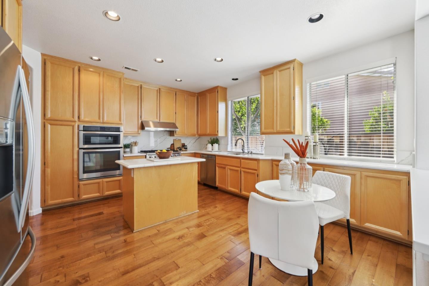 Detail Gallery Image 7 of 69 For 2681 Sycamore Grove Pl, San Jose,  CA 95121 - 3 Beds | 2/1 Baths