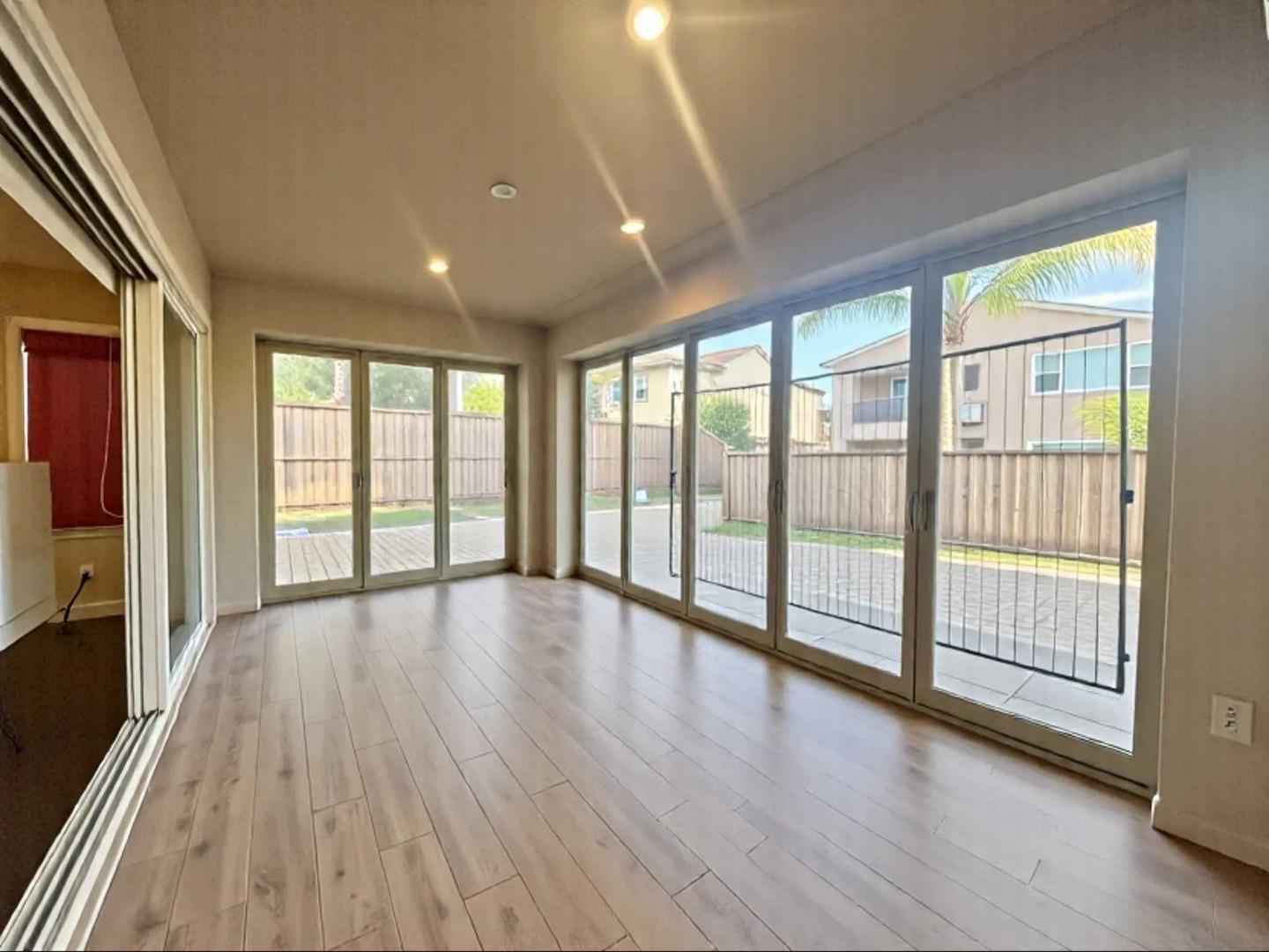 Detail Gallery Image 16 of 39 For 3339 Ironwood Dr, San Ramon,  CA 94582 - 4 Beds | 4 Baths
