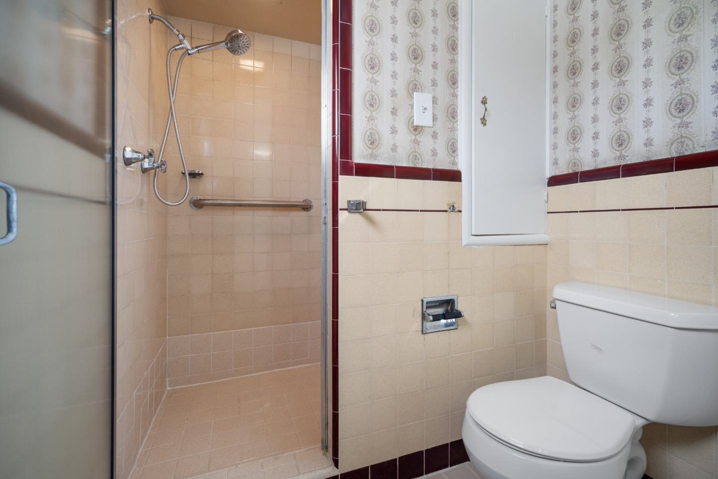 Detail Gallery Image 34 of 45 For 58 N Mayfair Ave, Daly City,  CA 94015 - 4 Beds | 2 Baths